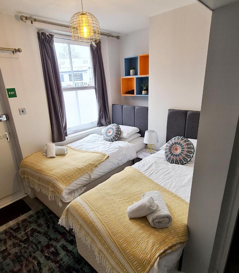 The Albert Hotel Шрусбері Екстер'єр фото